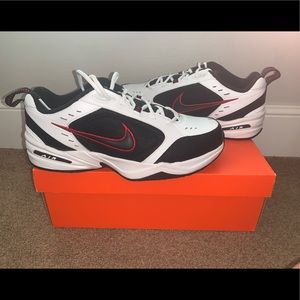 BRAND NEW Air Monarch IV (4E) Nike Shoes - Size 12